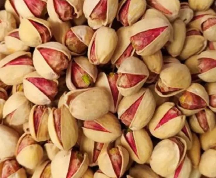 Pistacchio Iraniano vs Pistacchio di Bronte Pistacchio Iraniano vs Pistacchio di Bronte