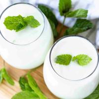 Ayran Naz alla menta